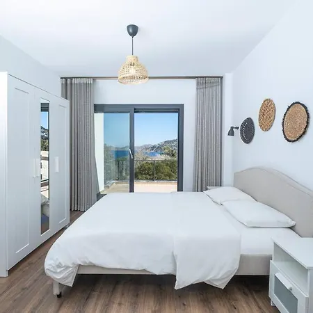 Al Mare Ozel Havuzlu Villa *